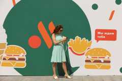 McDonald`s hadir lagi di Rusia dengan nama baru `Vkusno & Tochka`